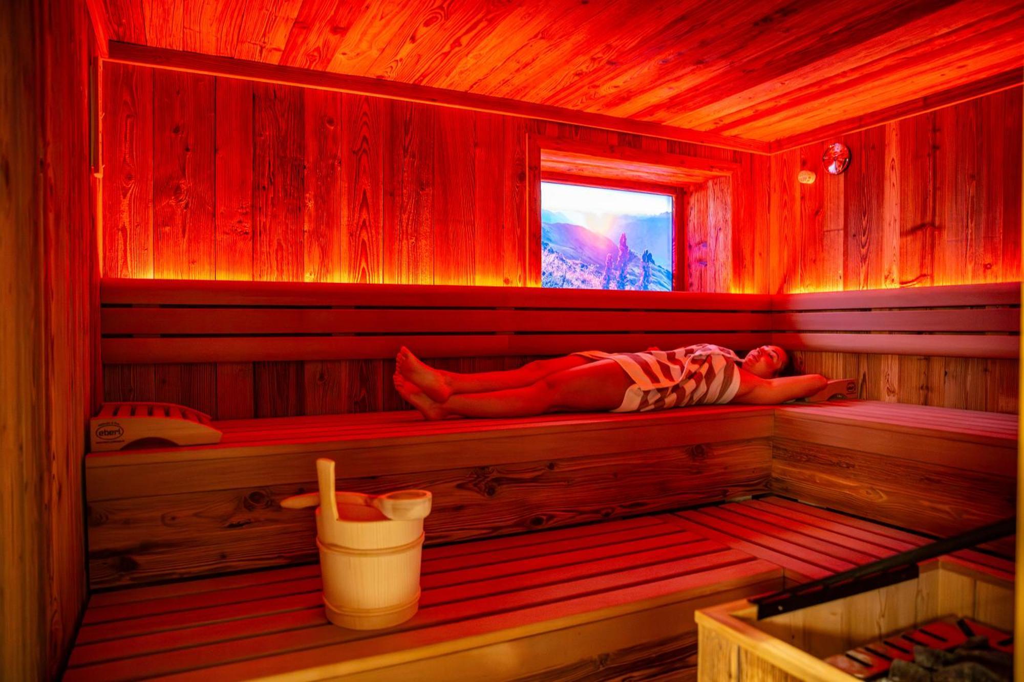 Ferienschloessl Harmonie Hotell Holzgau Exteriör bild