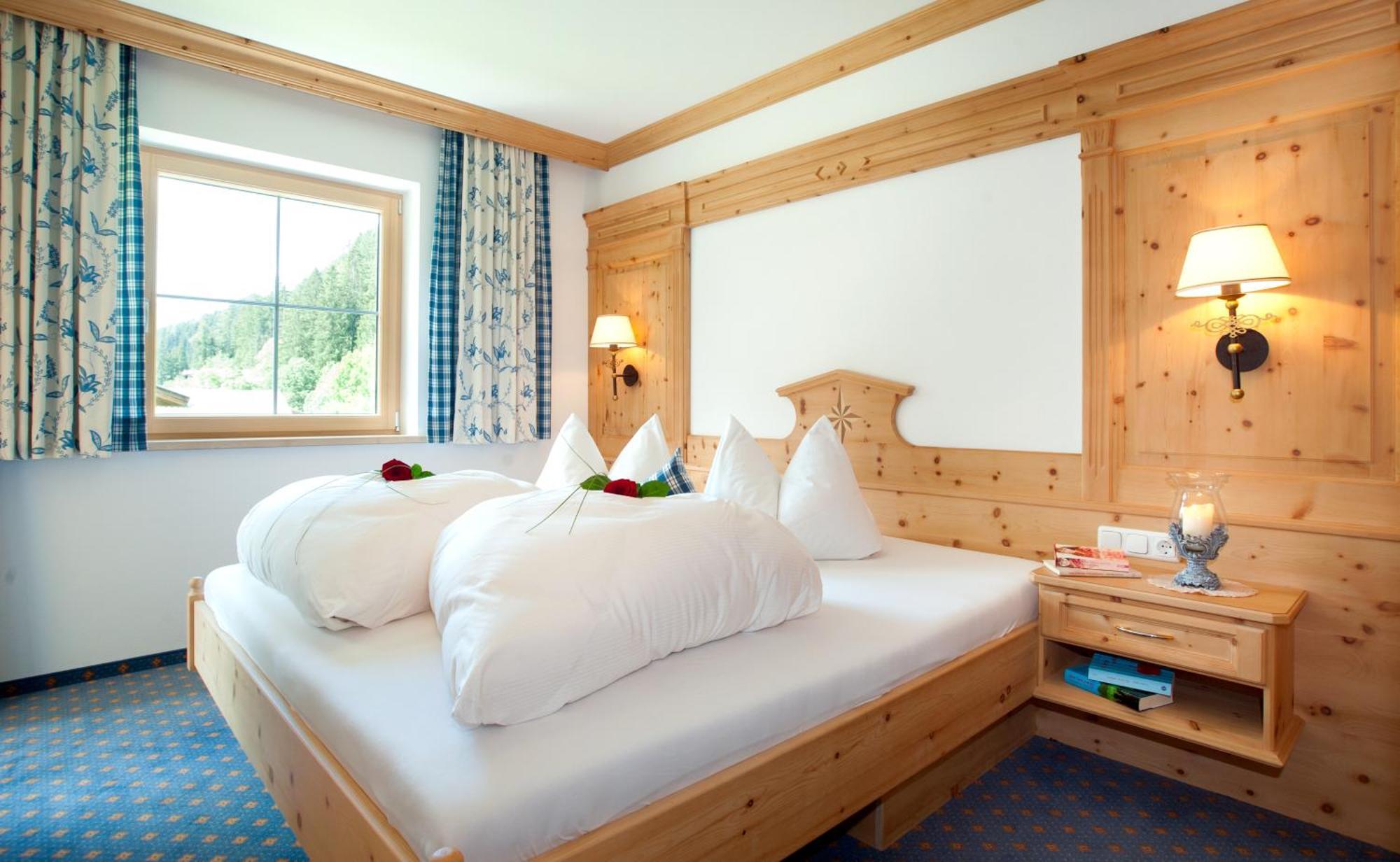 Ferienschloessl Harmonie Hotell Holzgau Exteriör bild