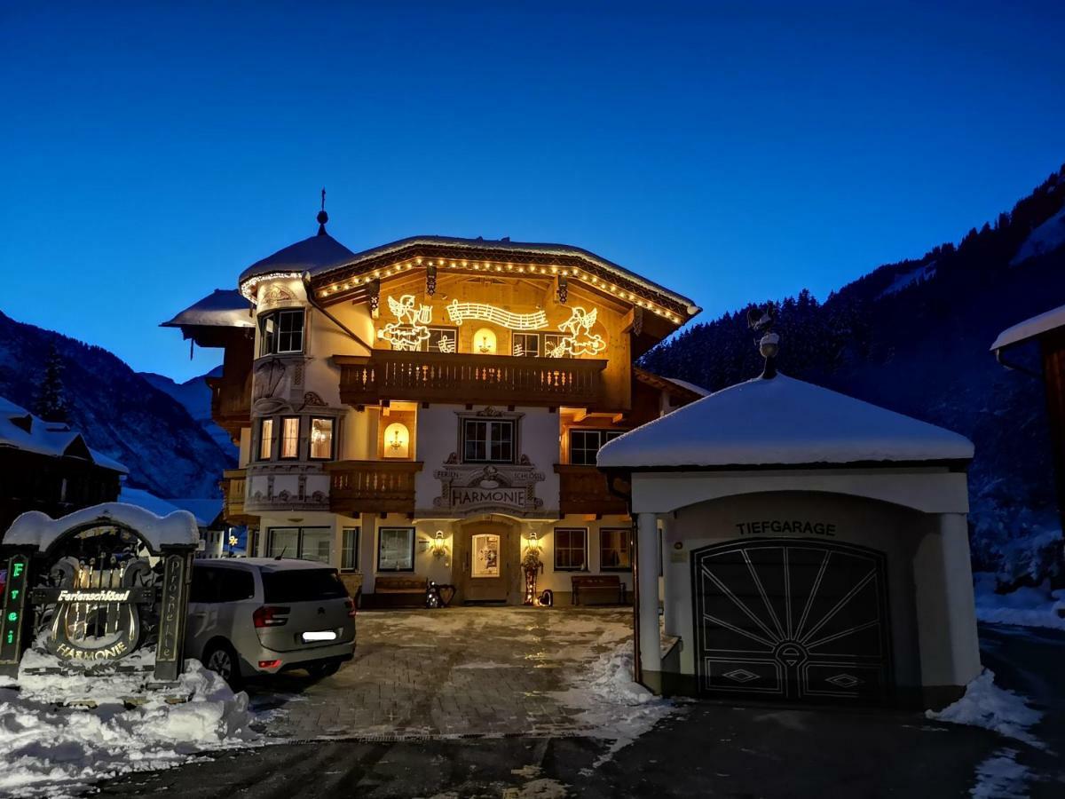 Ferienschloessl Harmonie Hotell Holzgau Exteriör bild