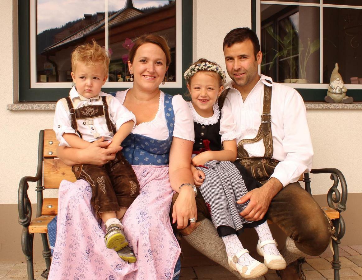 Ferienschloessl Harmonie Hotell Holzgau Exteriör bild